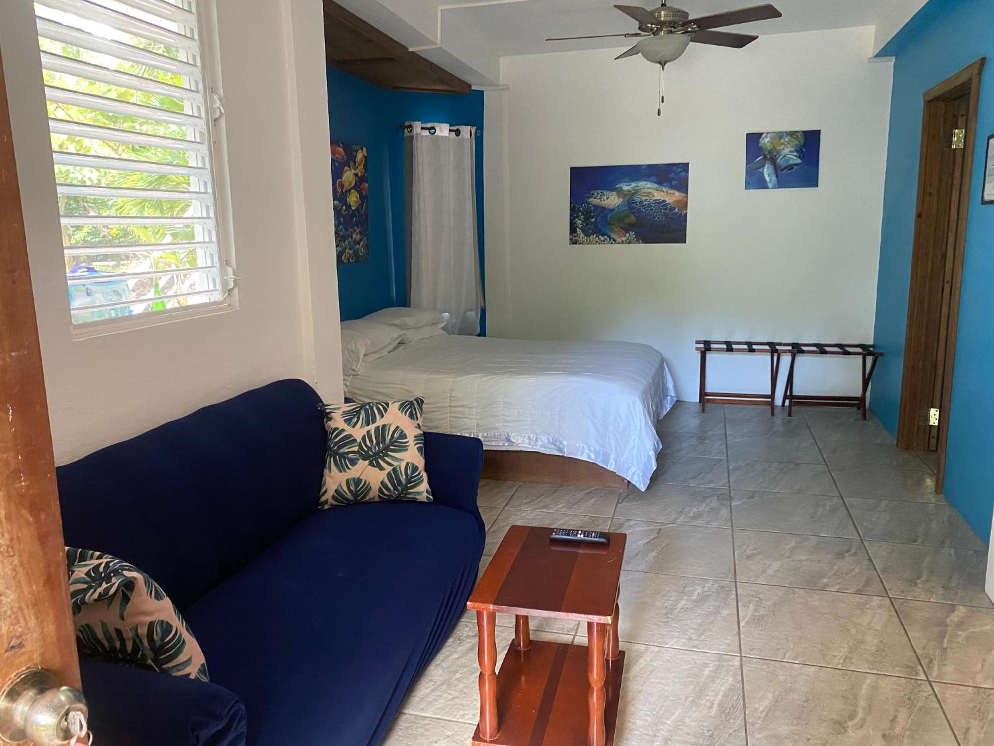 Jaguar Morning Star Hotel Caye Caulker Kültér fotó